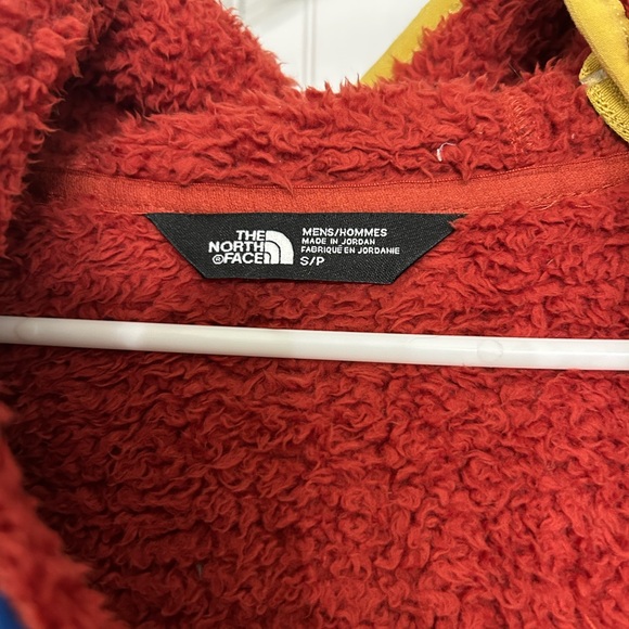The North Face Men’s Red and Blue Fleece Pullover - Picture 3 of 8